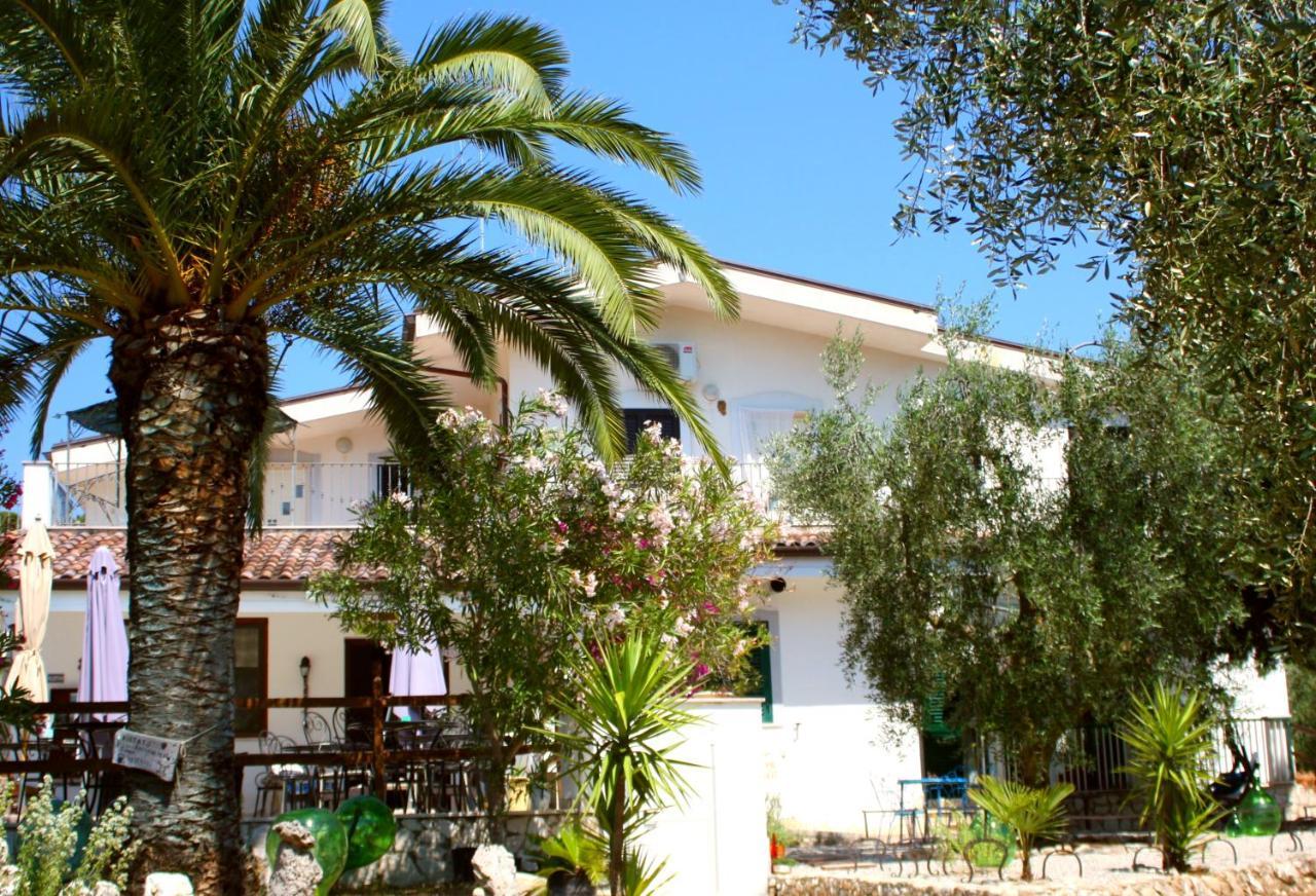 Vila Sejuda Hotel Peschici Bagian luar foto