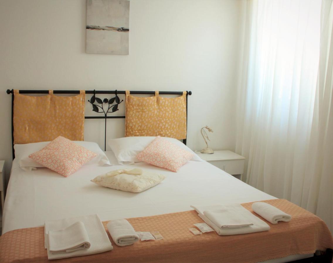 Vila Sejuda Hotel Peschici Bagian luar foto