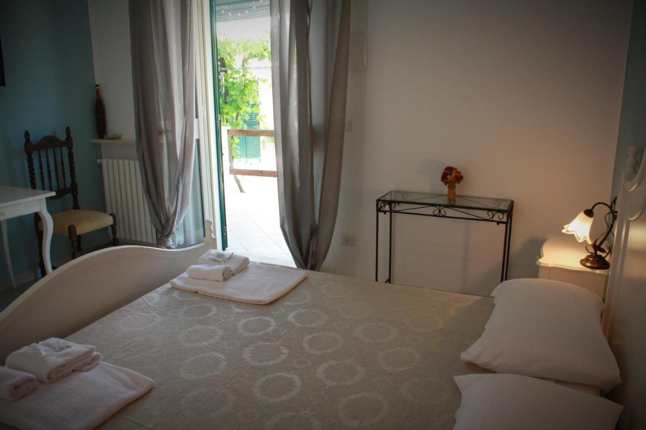 Vila Sejuda Hotel Peschici Bagian luar foto