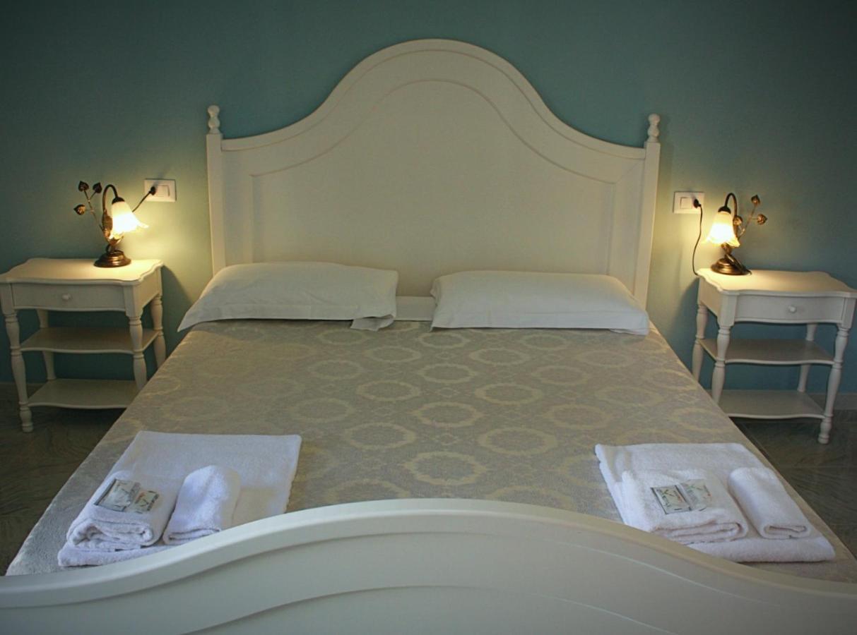 Vila Sejuda Hotel Peschici Bagian luar foto